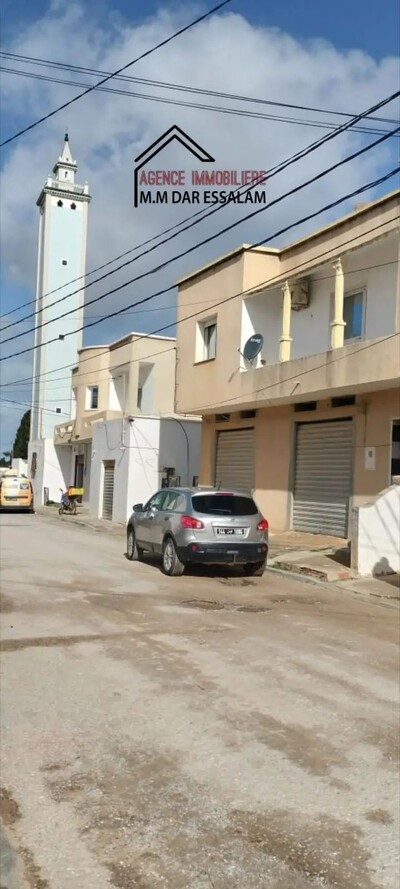 deux garages près de toutes commodités