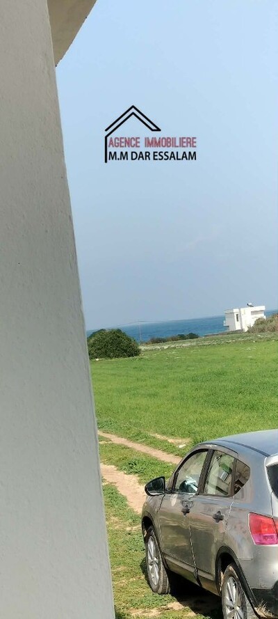 deux maisons indépendantes prés de la mer