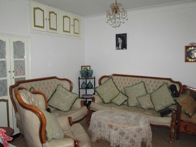 AV Maison avec 2 appartements à Hammamet nord