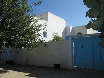 AV Maison chinois avec 12500m a fawara Hammamet