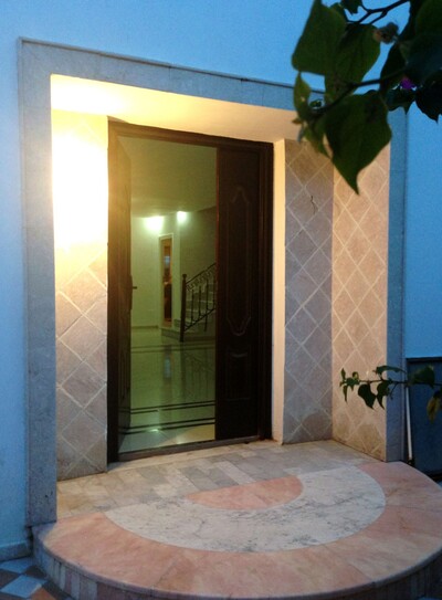 AL une villa à gamarth supérieur proche de café journal