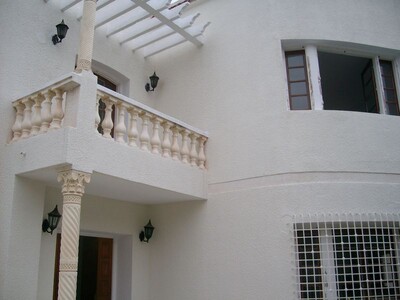 large villa in khzema