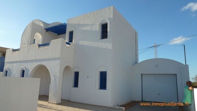 Achat jolie villa neuve avec piscine Zone Urbaine Djerba Midoun