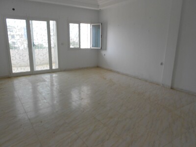 AV vaste appartement à hammamet nord