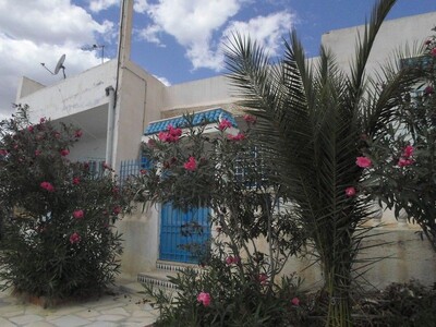 2 Studios with garage for sale