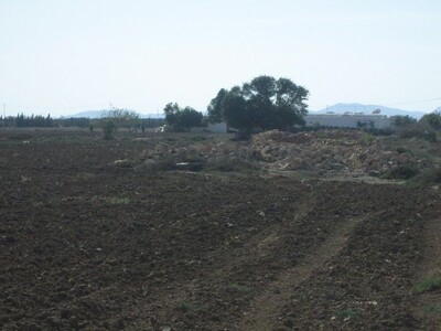 Terrain 2000m à 10min de Yassmine Hammamet