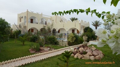 Belle Villa neuve avec piscine en vente à Djerba Zone Urbaine