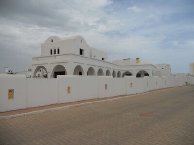 Spacieuse villa haut standing shams lot