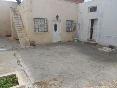 Arab House has two pats of the beautiful beach of city centre