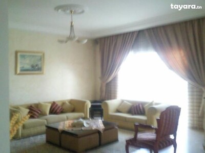 A vendre une belle maison Près du Marché de Gros Bir EL Kassâa