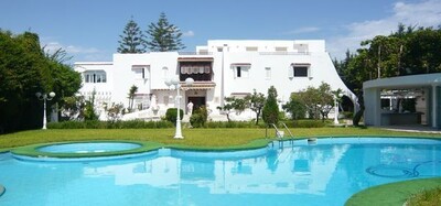impeccable villa with pool