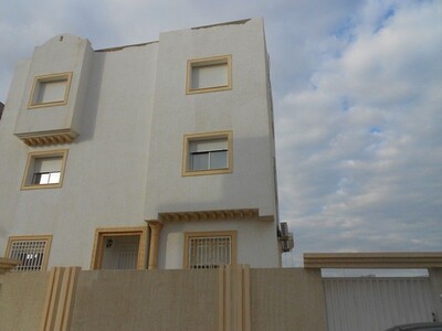 Al un appartement neuf au premier étage