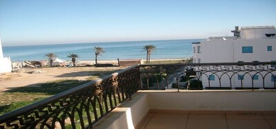 appartement meublé vue mer à menchia