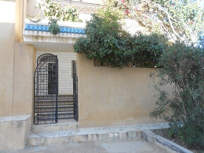 House without furniture at the rezdechaussee in Hammamet