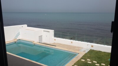 Dream Villa feet in water with sea views at la Marsa