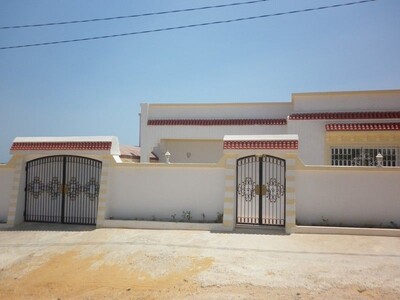 AV une belle villa avec studio à Sidi Hmed