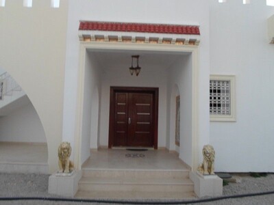 for sale nice villa with pool in hammamet