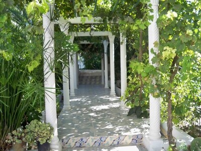 Villa Fawara