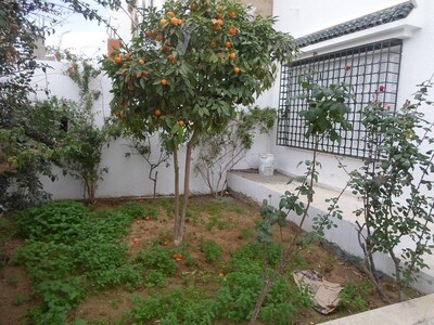 Beautiful home with studio in the rezdechaussee