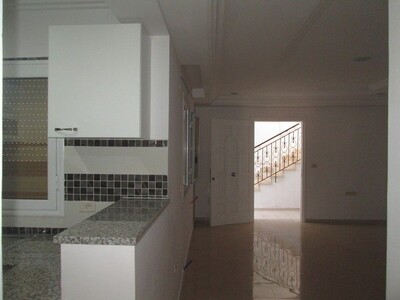 Bureau s+1 au centre ville Hammamet