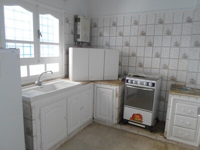 Av appartement avec emplacement stratégique hammamet