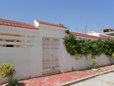 superb villa in an upscale district