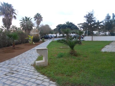 Al bel appartement très bien meublé à nabeul