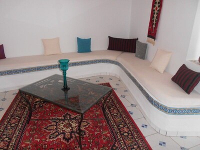Large independent studio with garden