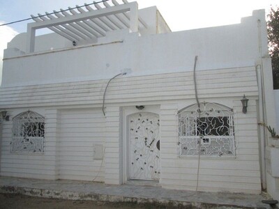 AV une coquette maison à Hammamet nord