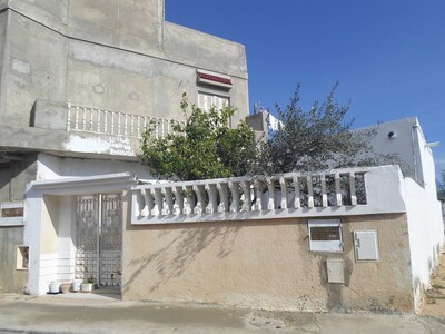 Beautiful house with ideal location in hammamet