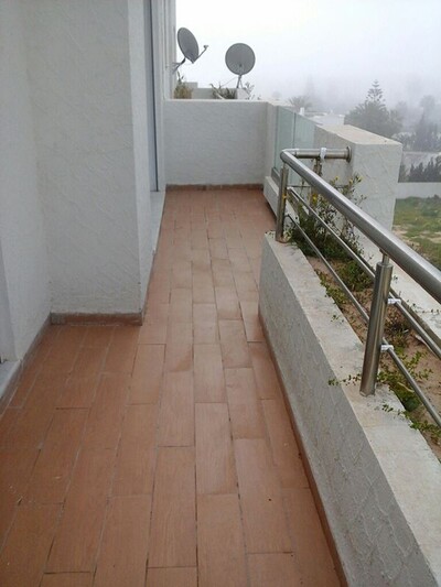 pretty feet in water appartementement