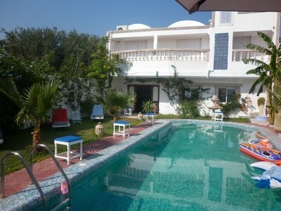 AV à zone Miramar duplex avec piscine