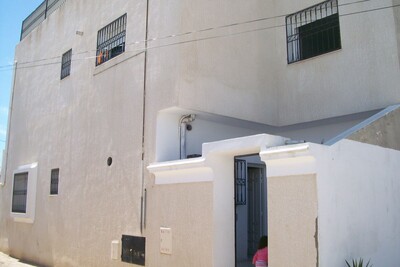 AV un beau rez de chaussée proche de la mer