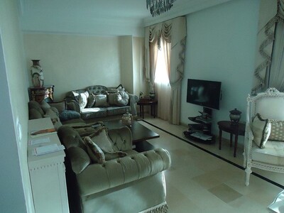 beau appartement à khzema est