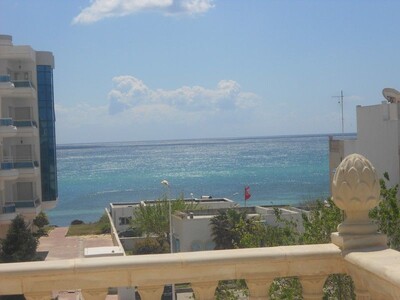 un bel appartement vue de mer a hammamet
