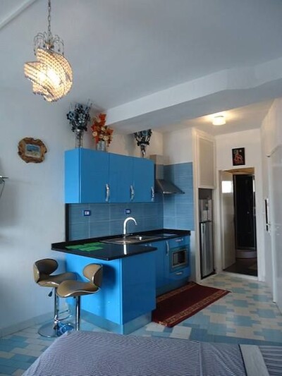 lovely views all renovated bungalow port