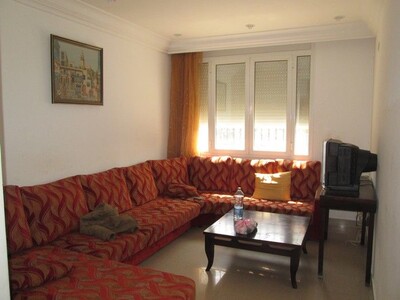 AL au 1 étage appartement s+2 à Hammamet sud
