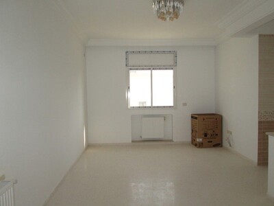AL à Hammamet nord Appartement S+2 au premier étage