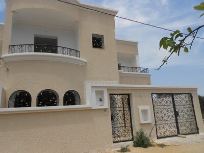 jolie villa neuve dans un quartier d'avenir a hammamet