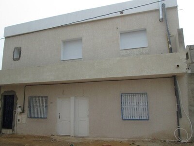 à Hammamet nord AV 2 studios maison