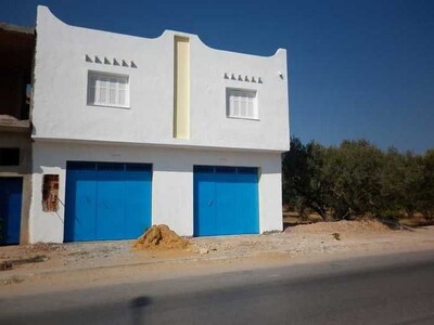 affaire 2 Garages Maison S+3 à 5min de Hammamet