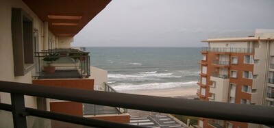 appartement avec vue mer et piscine