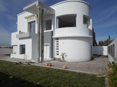 modern Villa is located in the orchards of hammamet
