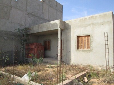 A sidi Hmed maison s+2 inachevée
