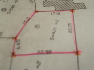 A vendre un lot bien placé à  HoumtSouk