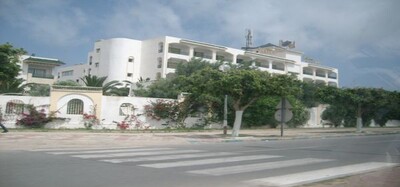 belle affaire fond de commerce en face de l Hotel Soviva