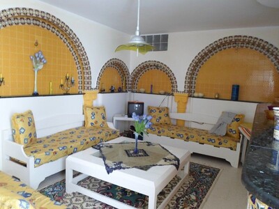 AV une magnifique villa dans un quartier résidentiel à NABEUL