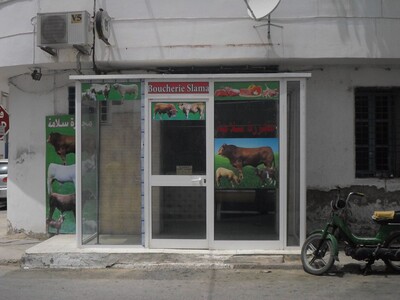 bonne opportunité av un fond commerce en plein ville hammamet