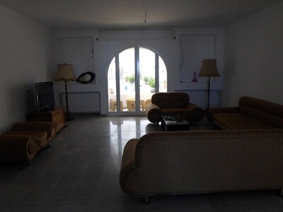 magnifique appartement bien meublé plein centre ville hammamet