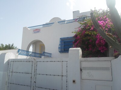 Belle villa style hammametois en pleine zone touristique